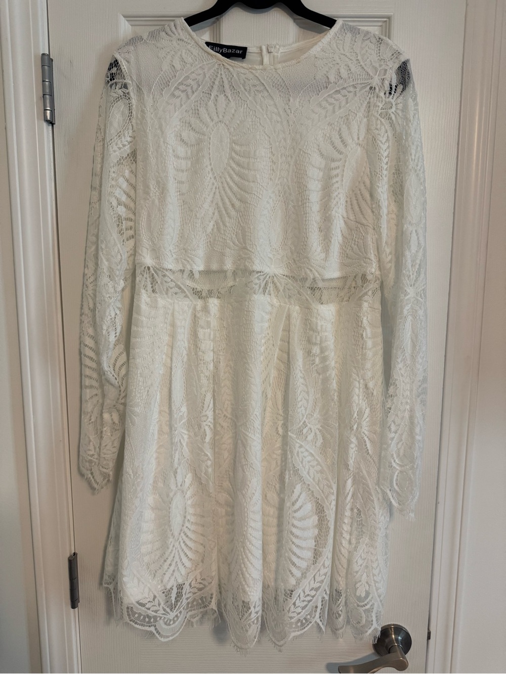 Eilly Bazar White Lace Long-Sleeve Dres